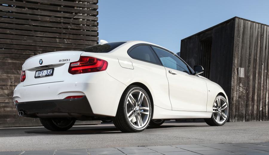  BMW M230i Coupe 2016 года  (AU) (фото 6 из 10)